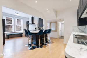 Photo 15- click for photo gallery